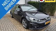 Zwart Gebruikt 2018 VW Golf VII Highline Stationwagen | € 17.995 (Eerlijke prijs)