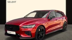 Rood Gebruikt 2023 Volvo V60 Plus Stationwagen | € 49.900 (Duur)