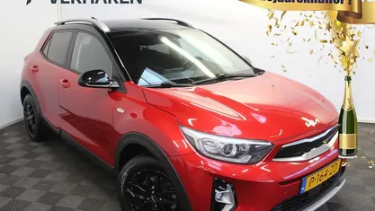 Gebruikt 2022 Kia Stonic SUV | € 17.390 (Eerlijke prijs)