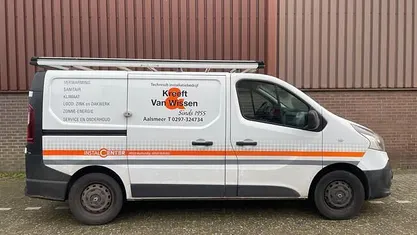 (metallic) Gebruikt 2015 Renault Trafic Komfort MPV | € 4.695 (Super prijs)