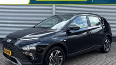 Zwart Gebruikt 2024 Hyundai Bayon Premium SUV | € 23.390 (Eerlijke prijs)