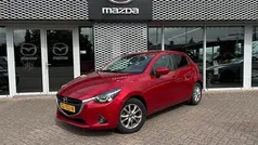 Rood Gebruikt 2015 Mazda 2 Hatchback | € 14.400 (Eerlijke prijs)