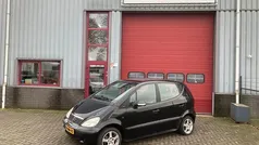 Zwart (metallic) Gebruikt 2003 Mercedes A140 Classic MPV | € 1.500 (Goede deal)