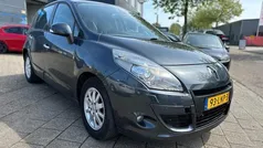 Grijs Gebruikt 2010 Renault Scénic III Privilege MPV | € 3.499 (Eerlijke prijs)