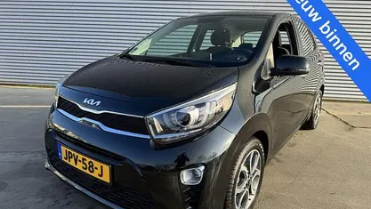 Zwart Gebruikt 2024 Kia Picanto Hatchback | € 20.900 (Eerlijke prijs)
