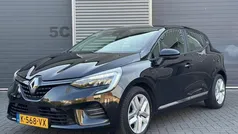 Zwart Gebruikt 2021 Renault Clio V Zen Hatchback | € 11.950 (Super prijs)