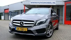 Grijs, metallic lak Gebruikt 2015 Mercedes GLA200 Ambition SUV | € 19.950 (Eerlijke prijs)