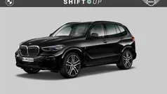 Zwart Gebruikt 2020 BMW X5 M Sport SUV | € 57.940 (Eerlijke prijs)