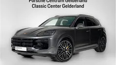 Grijs Gebruikt 2024 Porsche Cayenne Turbo E-Hybrid SUV | € 179.900 (Eerlijke prijs)