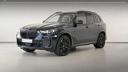 M carbonschwarz metallic (zwart metallic) Gebruikt 2024 BMW X5 M Sport SUV | € 84.900 (Goede deal)