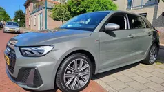 Grijs Gebruikt 2024 Audi A1 Sportback Advanced Hatchback | € 28.950 (Eerlijke prijs)