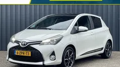 Wit Gebruikt 2015 Toyota Yaris Hatchback | € 11.435 (Eerlijke prijs)