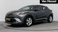 Gebruikt 2017 Toyota C-HR SUV | € 15.400 (Eerlijke prijs)