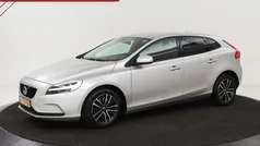 Gebruikt 2016 Volvo V40 Momentum Stationwagen | € 12.900 (Eerlijke prijs)