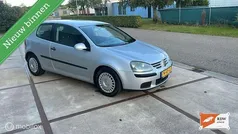 Grijs Gebruikt 2005 VW Golf IV Sportline Hatchback | € 950 (Goede deal)