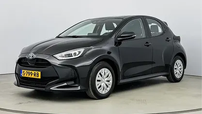 Occasion Toyota Yaris Hybrid Active 116 PK (85 kW) 2023 Zwart (metallic) Hatchback