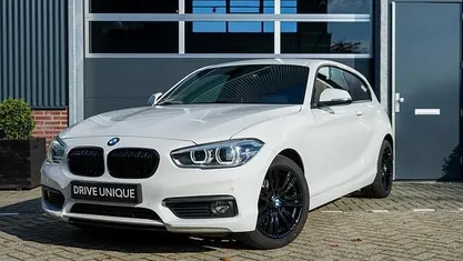 Occasion BMW 118 Executive 136 PK (100 kW) 2019 Wit Hatchback