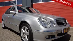 Grijs Gebruikt 2003 Mercedes E240 Avantgarde Sedan | € 5.950 (Eerlijke prijs)