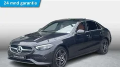 Grijs Gebruikt 2022 Mercedes C300e Luxury Sedan | € 44.950 (Eerlijke prijs)