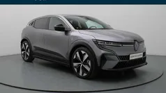Gris schiste kqg (grijs metallic) Gebruikt 2022 Renault Mégane Techno Hatchback | € 25.990 (Goede deal)