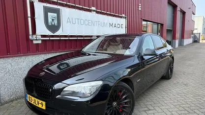 Zwart Gebruikt 2008 BMW 750 Executive Sedan | € 14.950 (Eerlijke prijs)