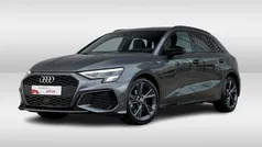 Grijs Gebruikt 2022 Audi A3 Sportback e-tron S-Line Hatchback | € 31.450 (Eerlijke prijs)