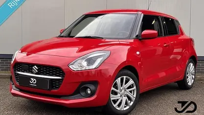 Occasion 2023 Suzuki Swift Hatchback | € 18.450 (Eerlijke prijs)