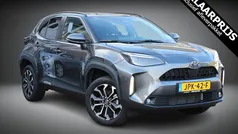Grijs Gebruikt 2025 Toyota Yaris Cross SUV | € 29.950 (Eerlijke prijs)