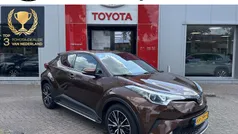 Gebruikt 2016 Toyota C-HR Executive SUV | € 17.749 (Eerlijke prijs)