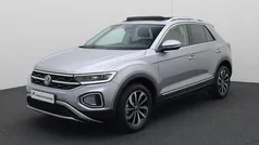 Gebruikt 2024 VW T-Roc Style SUV | € 34.940 (Eerlijke prijs)