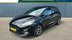 Zwart metallic Gebruikt 2018 Ford Fiesta ST-Line Hatchback | € 13.940 (Eerlijke prijs)