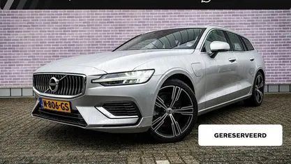 Occasion Volvo V60 Inscription 340 PK (250 kW) 2021 Grijs (metallic) Stationwagen