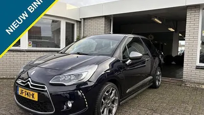 Blauw Occasion 2016 DS Automobiles DS3 So Chic Hatchback | € 10.950 (Eerlijke prijs)