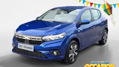 Blauw Gebruikt 2024 Dacia Sandero Expression Hatchback | € 16.735 (Goede deal)