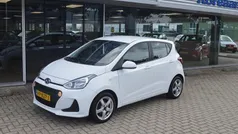 Wit Gebruikt 2018 Hyundai i10 Comfort Hatchback | € 9.000 (Eerlijke prijs)