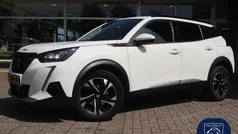 Wit Gebruikt 2020 Peugeot 2008 Allure SUV | € 13.950 (Eerlijke prijs)