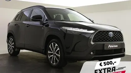 Zwart Occasion 2023 Toyota Corolla Cross Style SUV | € 31.799 (Eerlijke prijs)