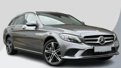 Grijs Occasion 2020 Mercedes C300 Avantgarde Stationwagen | € 27.800 (Goede deal)