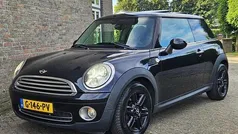 Zwart Gebruikt 2010 Mini Cooper Hatchback | € 5.950 (Eerlijke prijs)