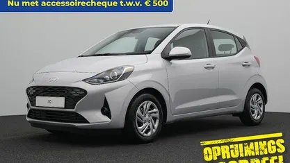 Grijs (metallic) Occasion 2024 Hyundai i10 Premium Hatchback | € 18.425 (Eerlijke prijs)