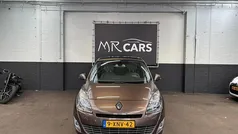 Bruin Gebruikt 2009 Renault Grand Scénic III Privilege MPV | € 2.750 (Eerlijke prijs)