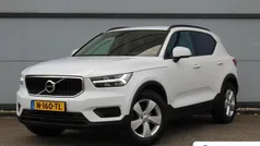 Wit Gebruikt 2022 Volvo XC40 Momentum SUV | € 29.395 (Goede deal)