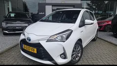 Wit Gebruikt 2018 Toyota Yaris Hybrid Hatchback | € 15.495 (Eerlijke prijs)