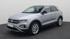 Grijs Gebruikt 2024 VW T-Roc Style SUV | € 33.880 (Eerlijke prijs)
