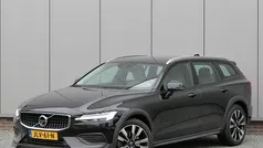 Gebruikt 2020 Volvo V60 CC Stationwagen | € 37.999 (Goede deal)