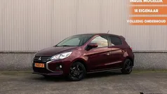 Rood, metallic lak Gebruikt 2020 Mitsubishi Space Star Instyle Hatchback | € 12.900 (Goede deal)