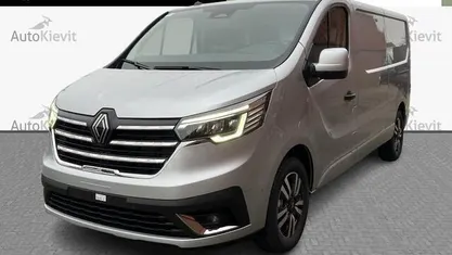 Grijs Occasion 2024 Renault Trafic MPV | € 29.950 (Goede deal)