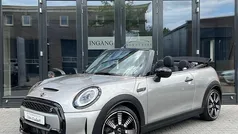 Grijs, metallic lak Gebruikt 2024 Mini Cooper S Cabriolet Classic Cabriolet | € 35.450 (Super prijs)