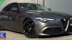 Grijs Gebruikt 2017 Alfa Romeo Giulia Veloce Sedan | € 29.950 (Eerlijke prijs)