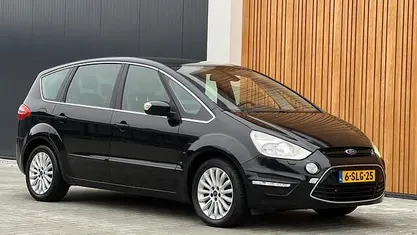 Occasion 2013 Ford S-MAX Platinum MPV | € 3.999 (Goede deal)